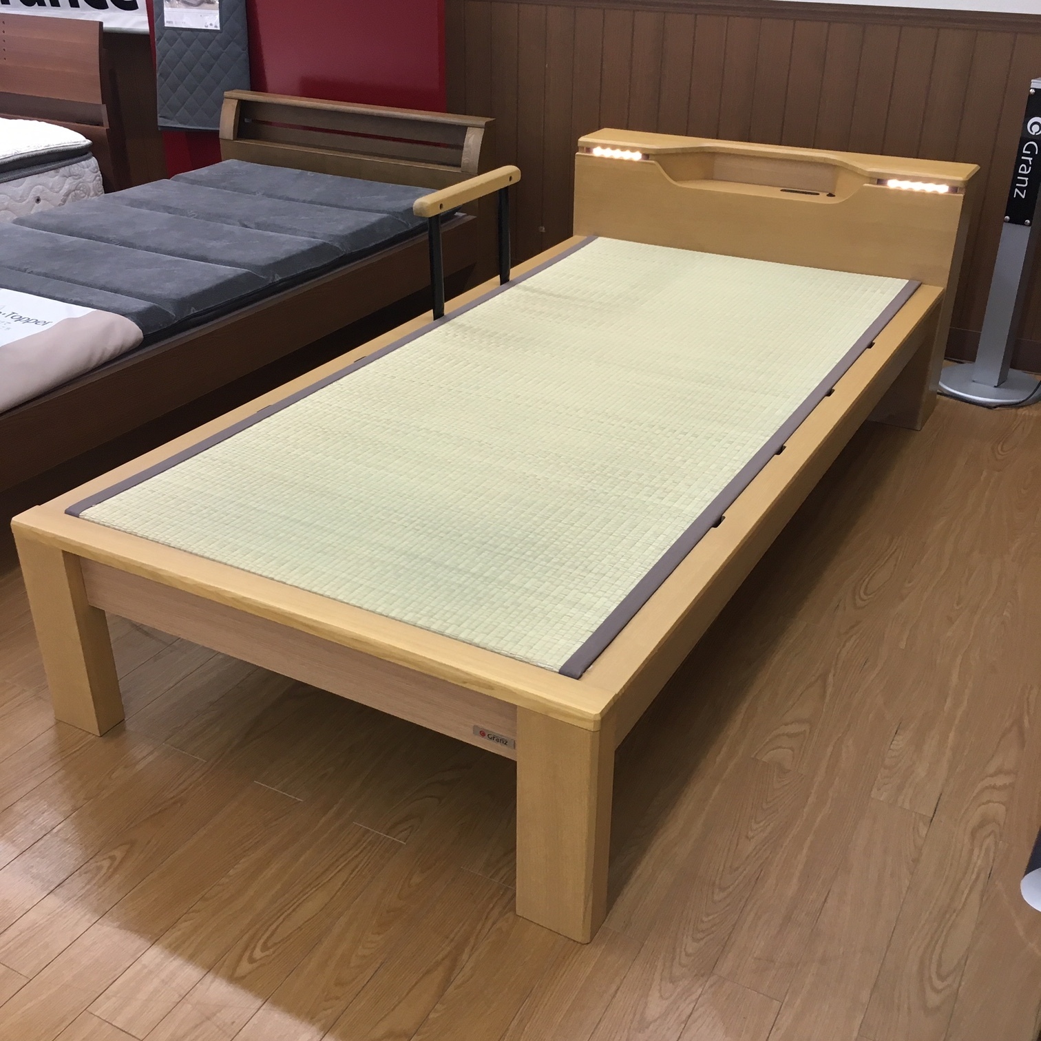 グランツ製 畳ベッド - 商品紹介 | 浜松・磐田で家具・ソファ・ベッド 